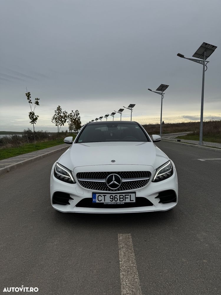 Mercedes-Benz C 300 e 9G-TRONIC AMG Line - 2
