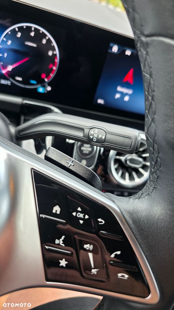 Mercedes-Benz GLA 250 4Matic 8G-DCT Special Edition - 22