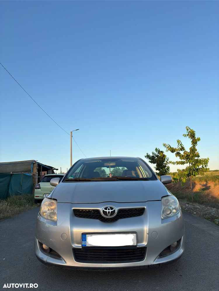 Toyota Auris 1.6 Sol - 4