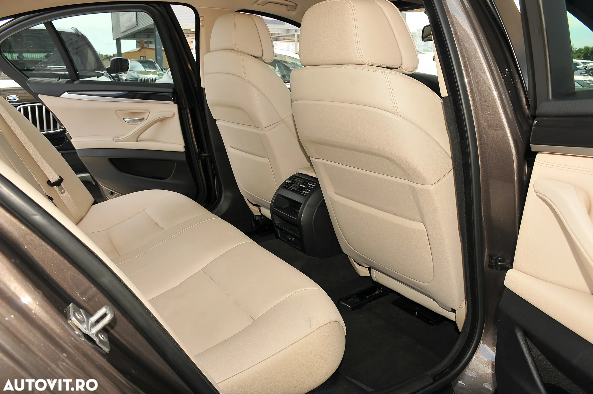 BMW Seria 5 535d Aut. - 14