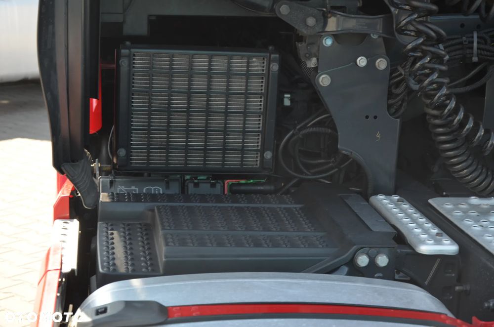 Scania S 580 / V8 / FULL AIR / KLIMA P. / NAVI /FULL LED / ACC / 8283 - 8