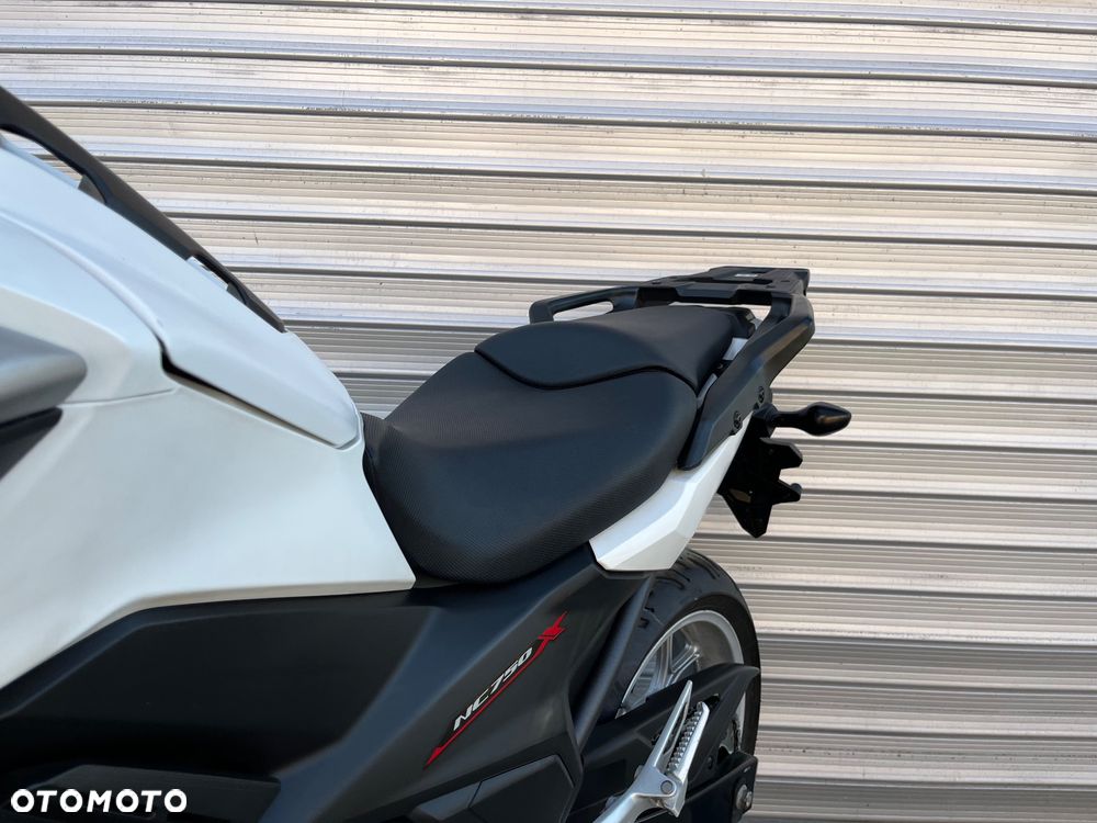 Honda NC - 28