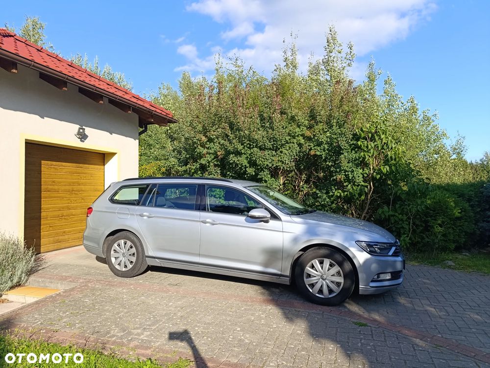 Volkswagen Passat 2.0 TDI BMT Trendline - 2