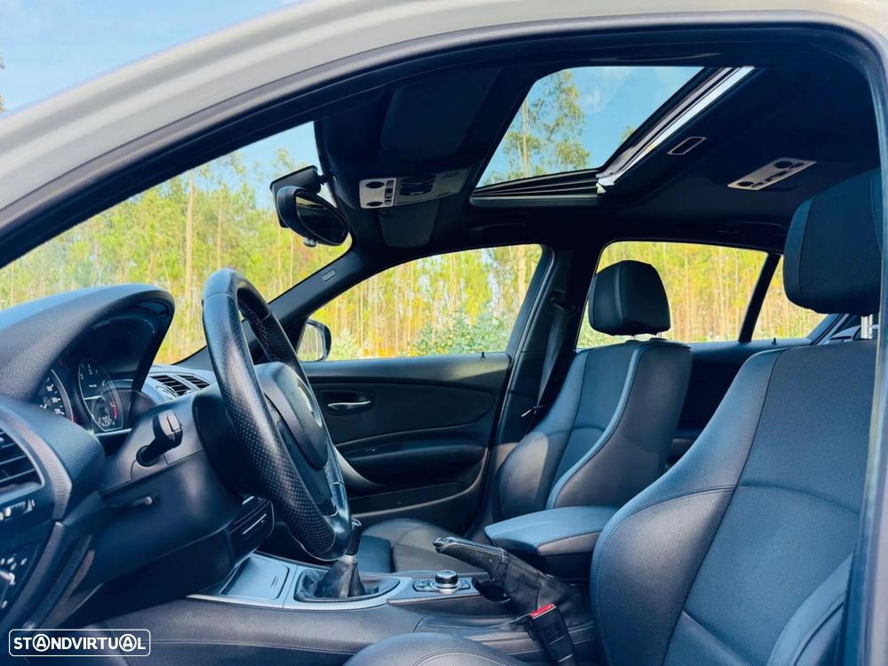 BMW 118 d Pack M - 16