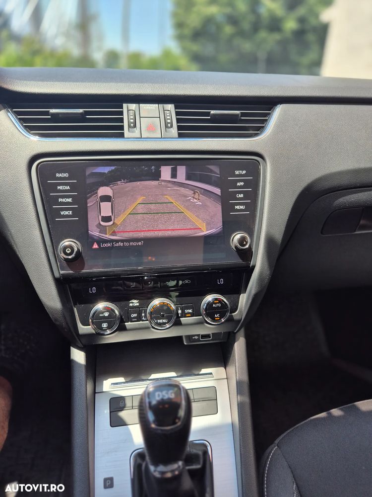 Skoda Octavia 1.5 TSI DSG MHEV Style - 6