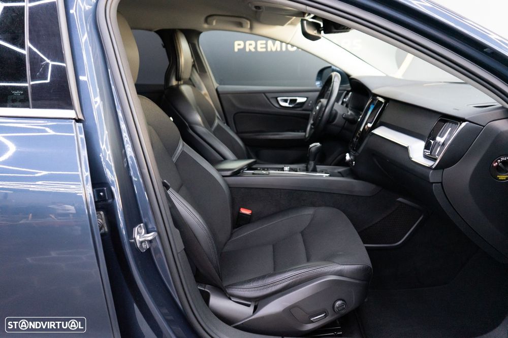 Volvo V60 2.0 D3 Momentum - 7