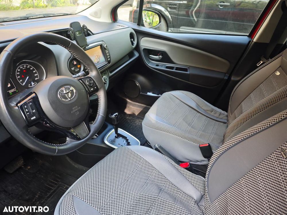 Toyota Yaris 1.5 VVT-i HSD Luna - 14