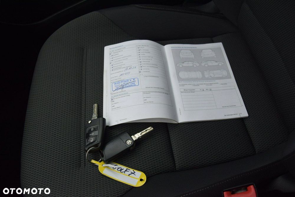 Volkswagen Golf 1.2 TSI BlueMotion Technology Comfortline - 38