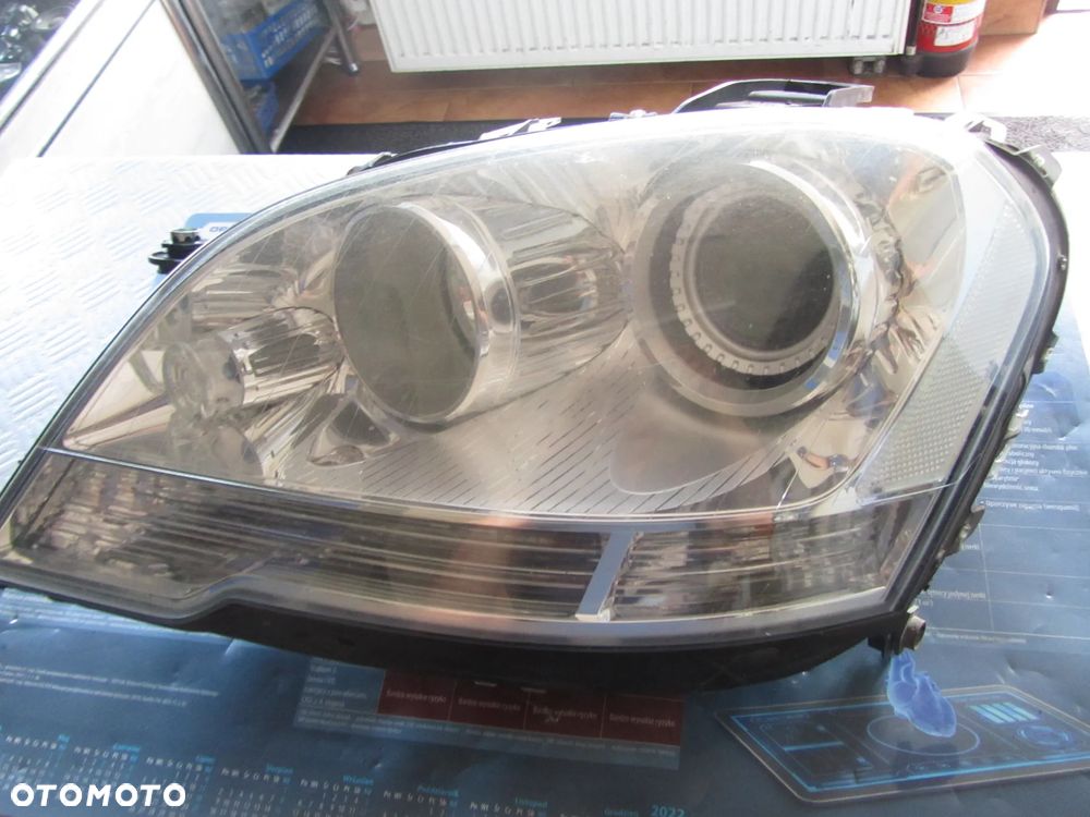 LAMPA 1648205861 - 1