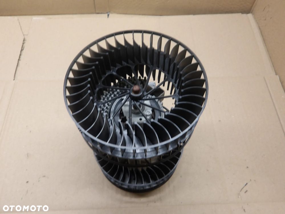 BMW E38 LIFT 99-01r. DMUCHAWA NAWIEWU 83918099 - 2