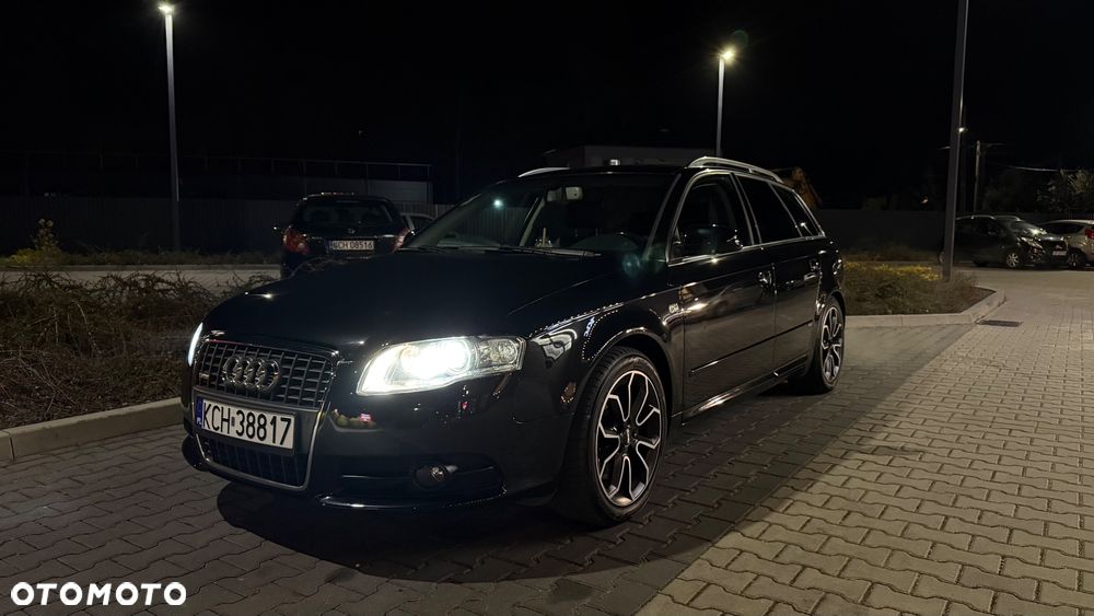 Audi A4 Avant 2.0 T FSI quattro tiptronic - 1