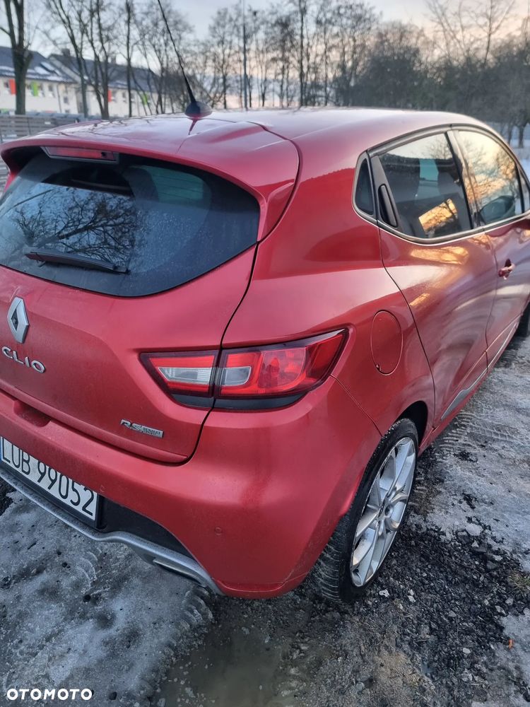 Renault Clio 1.6 R.S 200 EDC - 11