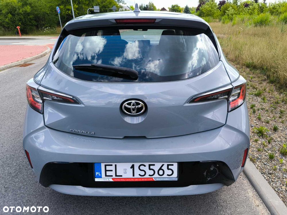 Toyota Corolla - 4