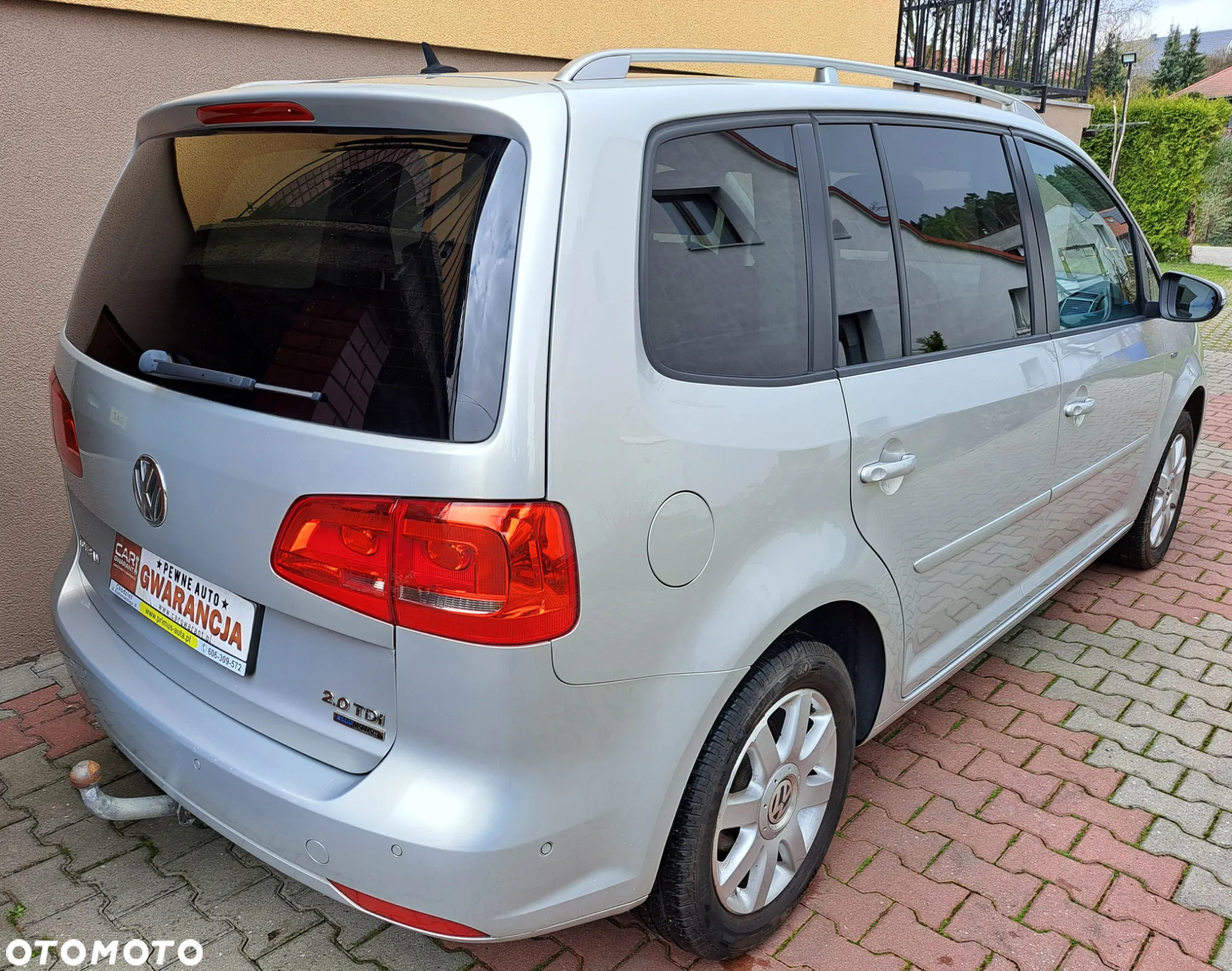 Volkswagen Touran - 4