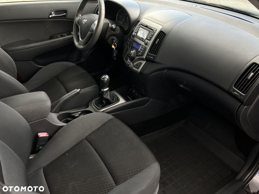 Hyundai i30 1.6 Classic - 7