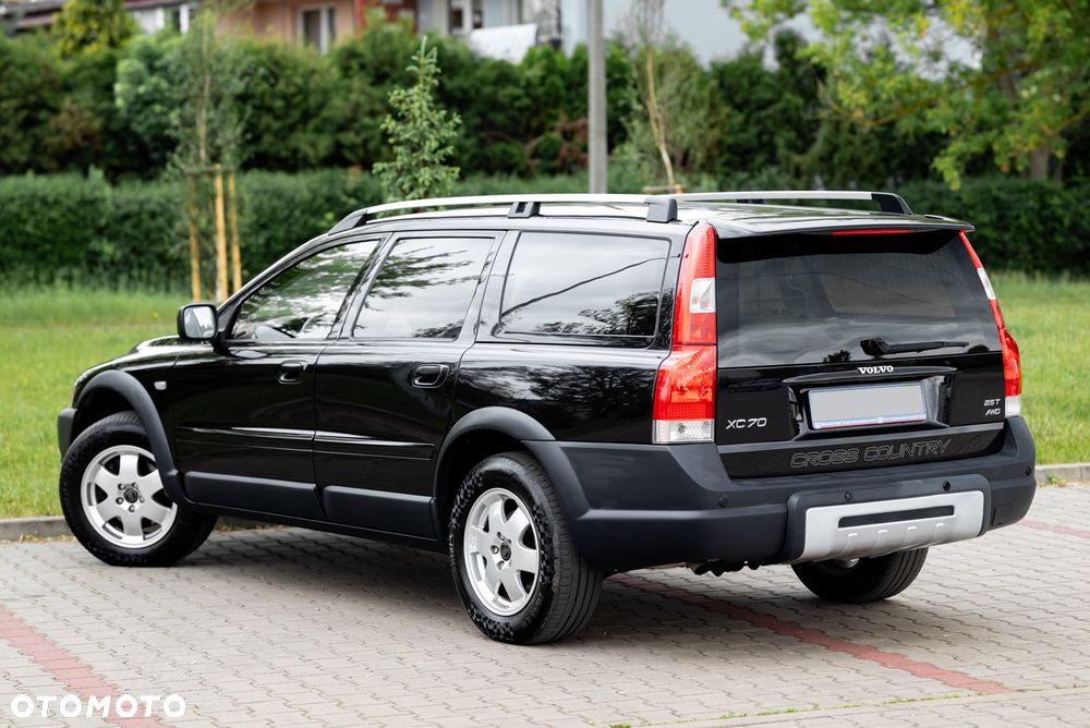 Volvo XC 70 AWD Momentum - 17