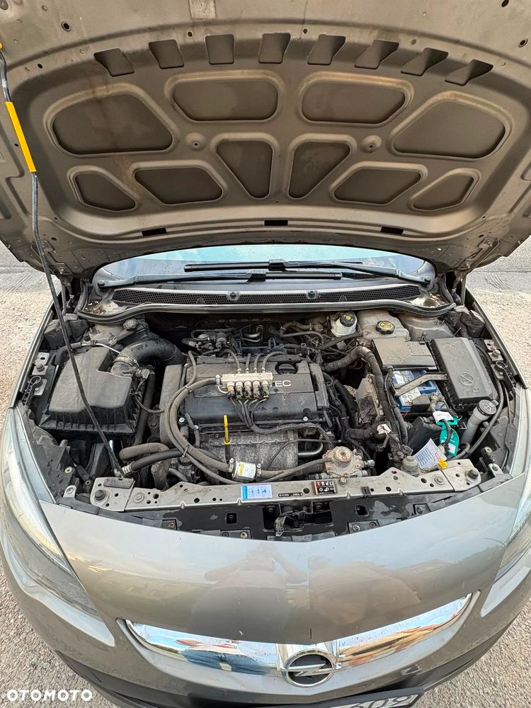 Opel Astra 1.6 Active EU6 - 10