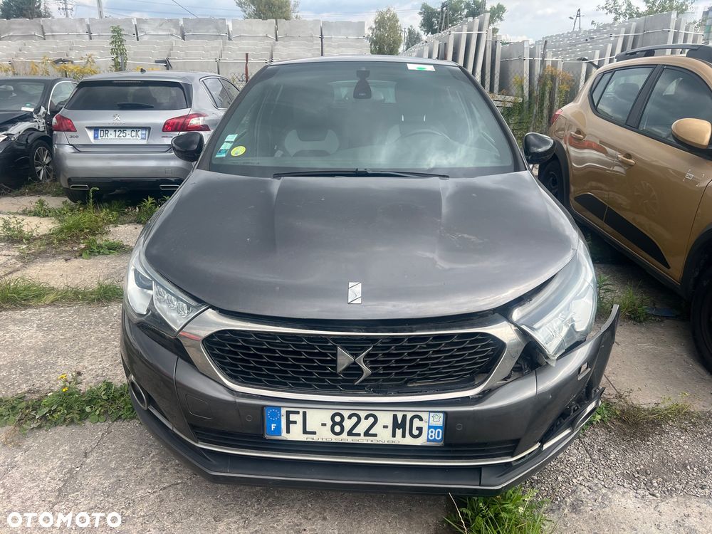 Citroën DS4 1.6 e-HDi SoChic MCP - 2