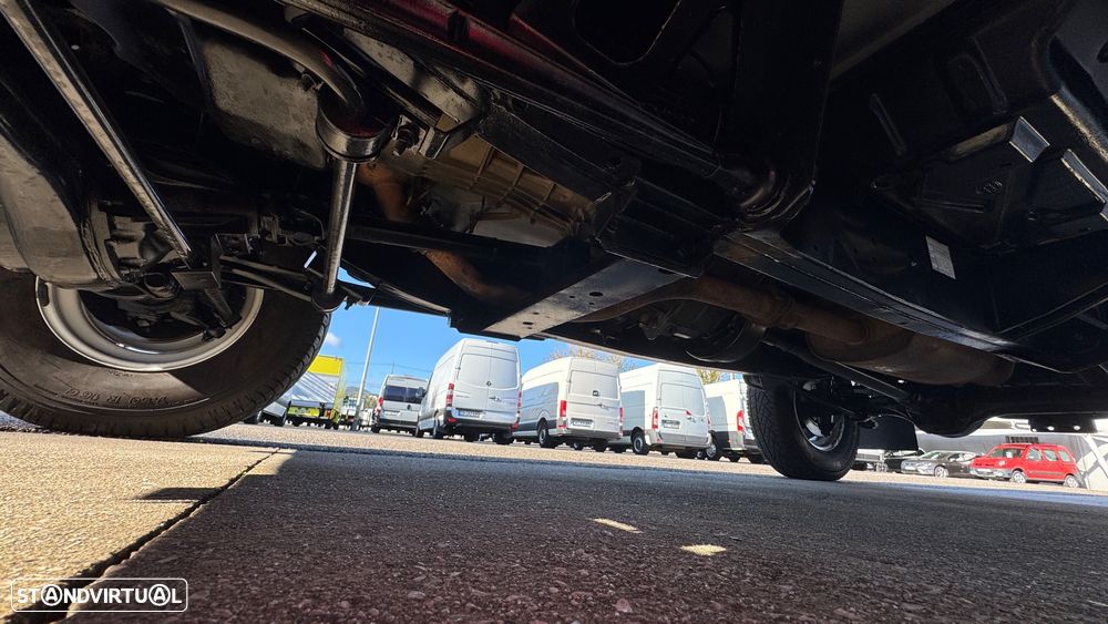 Land Rover Defender 110 DPF Station Wagon E - 22