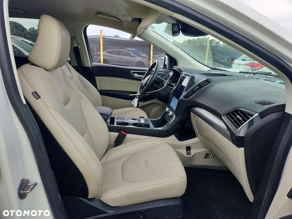 Ford Edge - 7