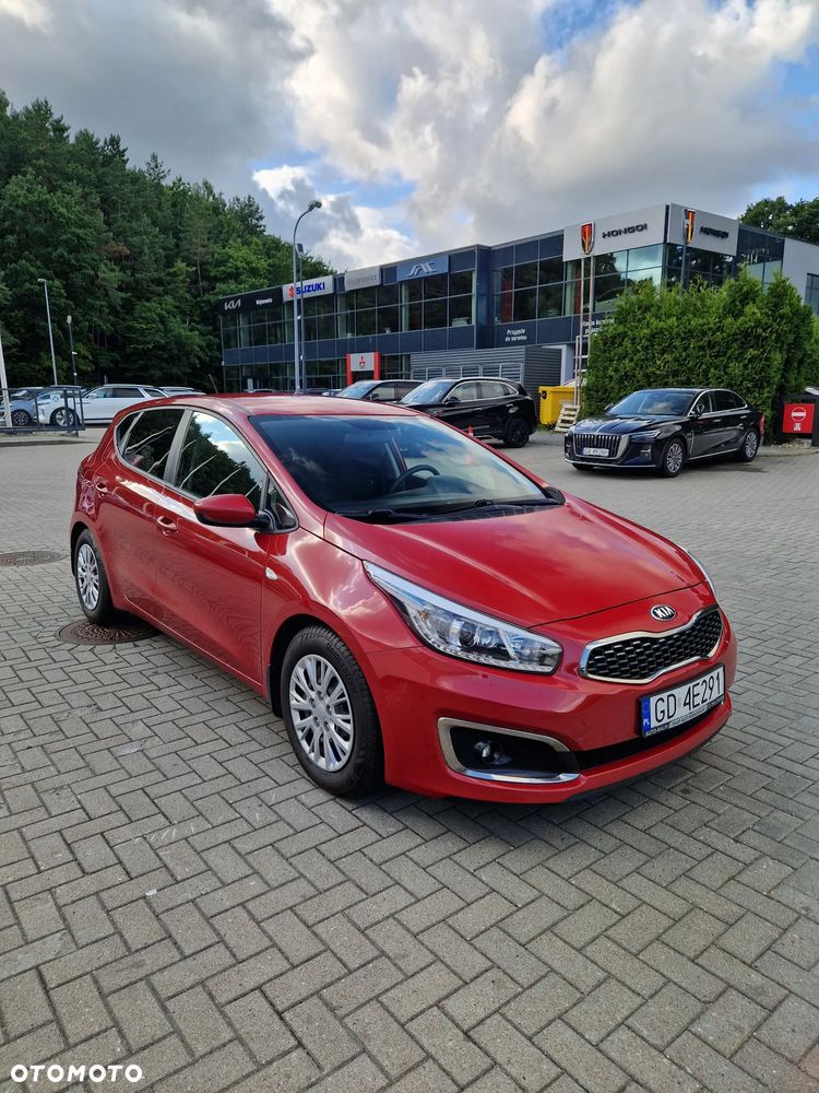 Kia Ceed 1.6 GDI L Business Line DCT - 2