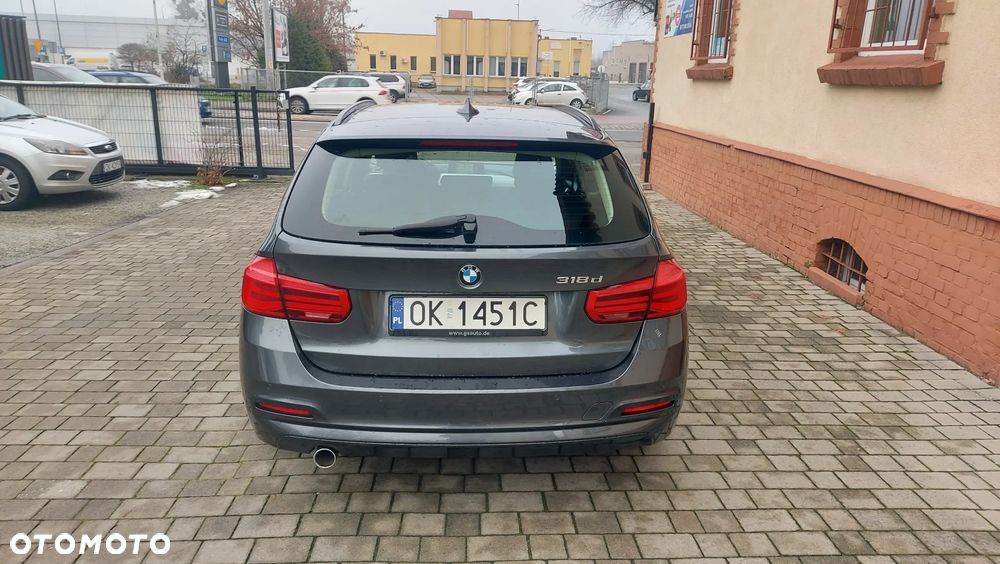 BMW Seria 3 318d - 7