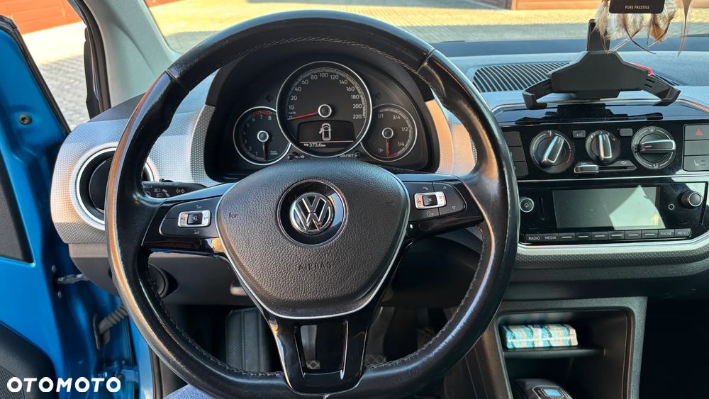 Volkswagen up! 1.0 high Perfectline - 29