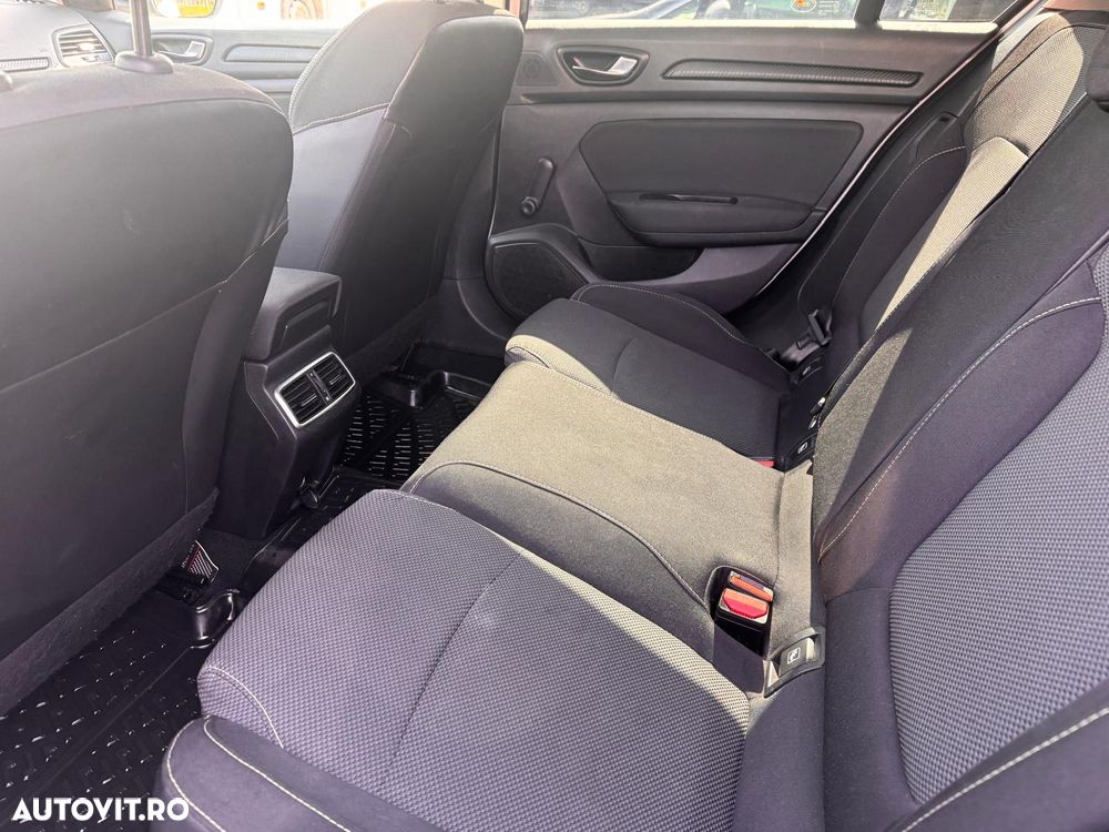 Renault Megane 1.5 dCi Pro - 11