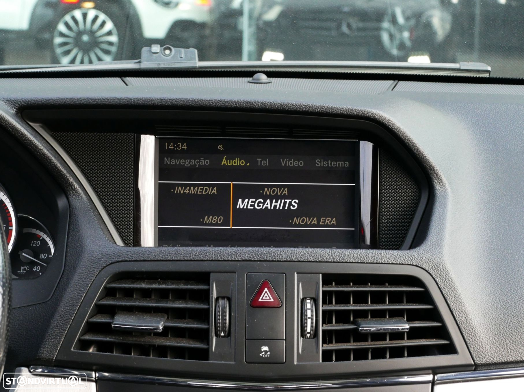 Mercedes-Benz E 250 CDi Avantgarde BlueEfficiency - 25
