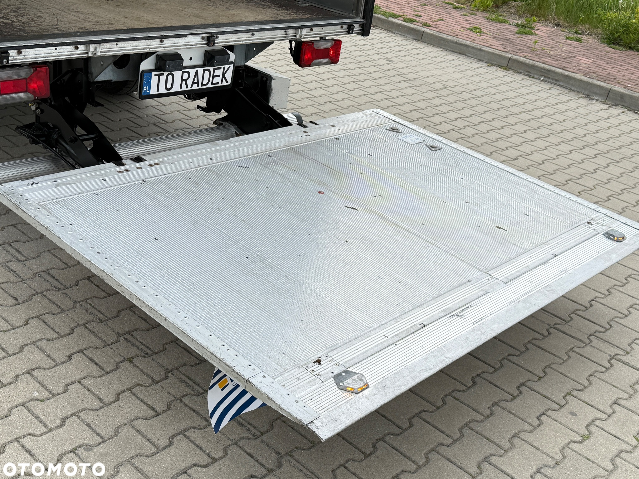 Iveco DAILY 35-160 160KM Hi Matic *Resor+Poduszka* Full LED Kontener * Izoterma +Winda 750KG SUPER STAN!!! - 30