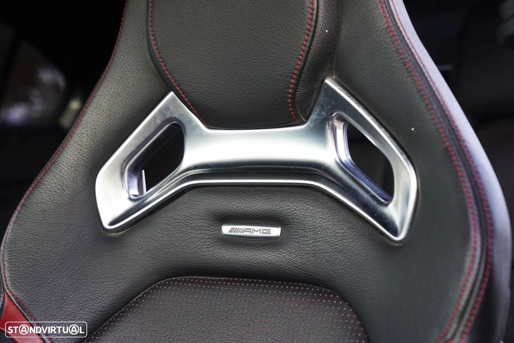 Mercedes-Benz A 45 AMG 4Matic Speedshift 7G-DCT - 25