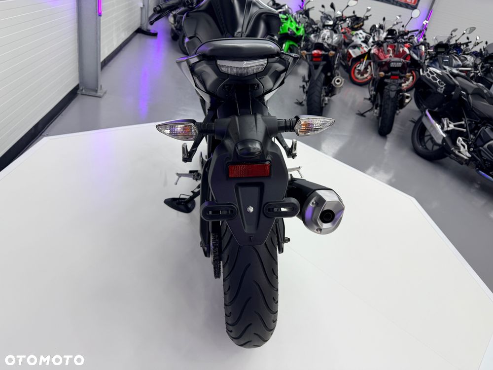 Yamaha MT - 30