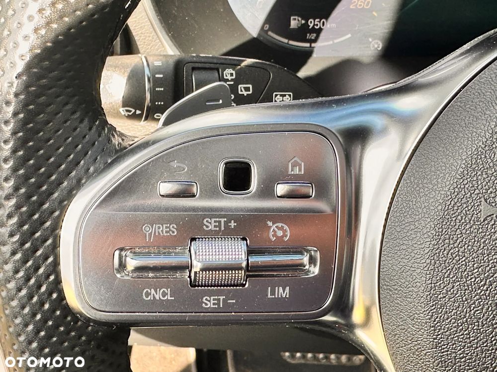 Mercedes-Benz GLC - 17