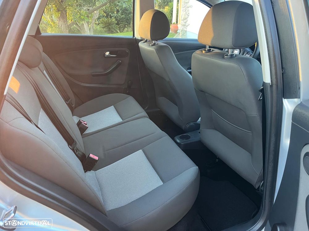 SEAT Ibiza 1.2 12V Reference - 8