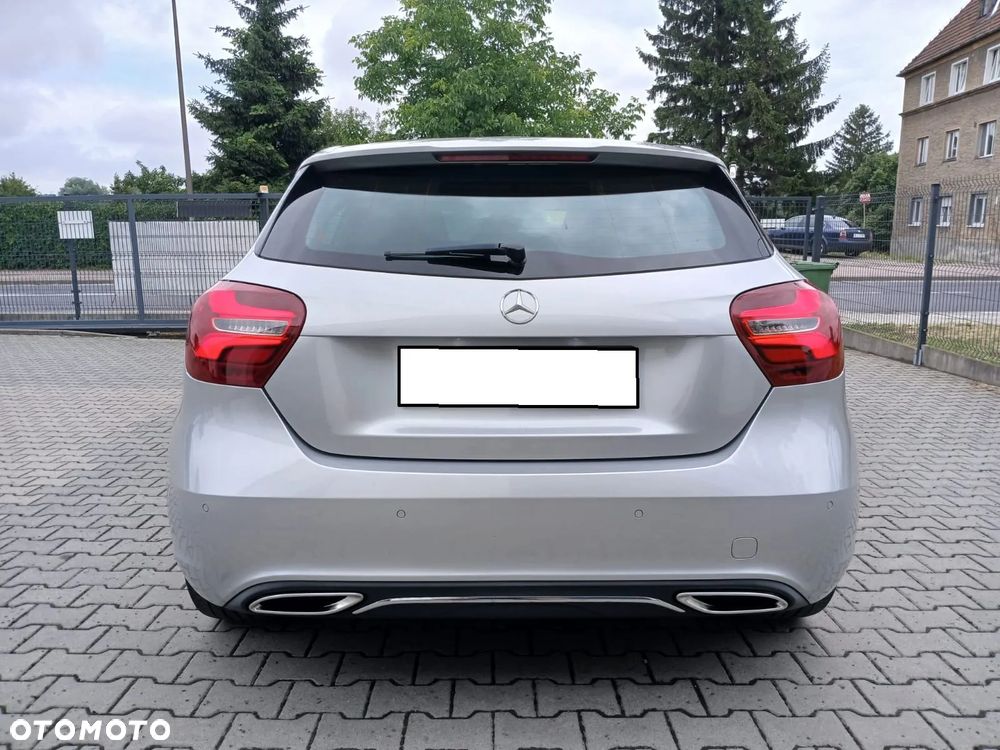 Mercedes-Benz Klasa A 180 (BlueEFFICIENCY) AMG Sport - 25