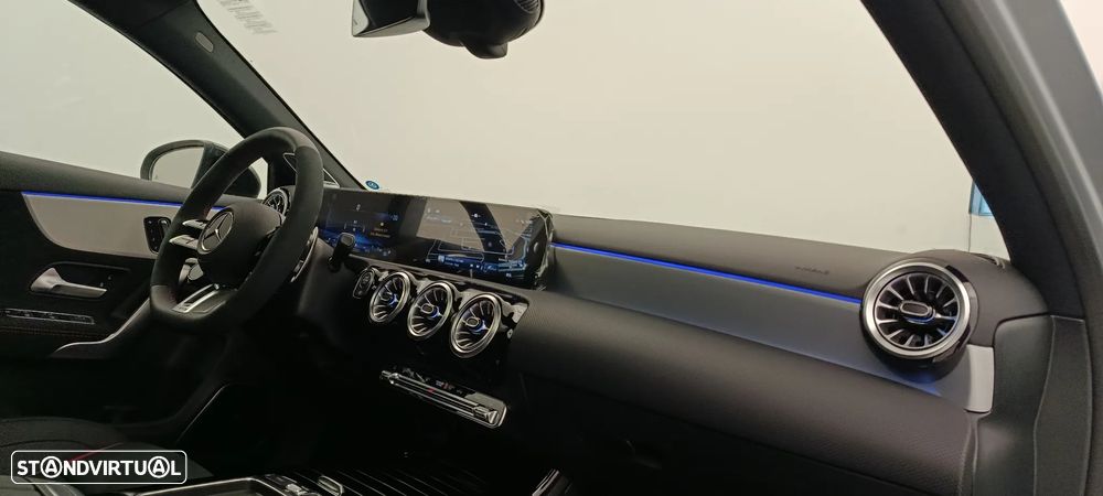 Mercedes-Benz A 45 AMG S 4Matic+ - 20