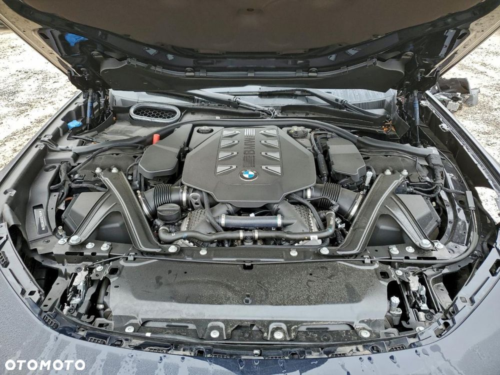 BMW Seria 7 - 9