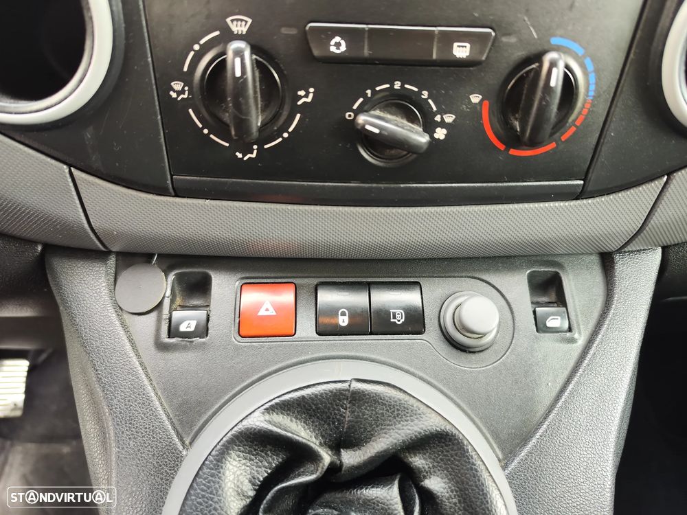 Peugeot Partner - 25