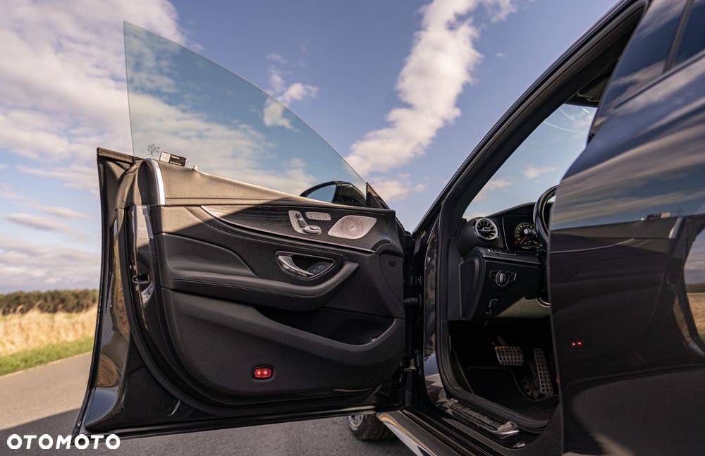 Mercedes-Benz CLS - 8