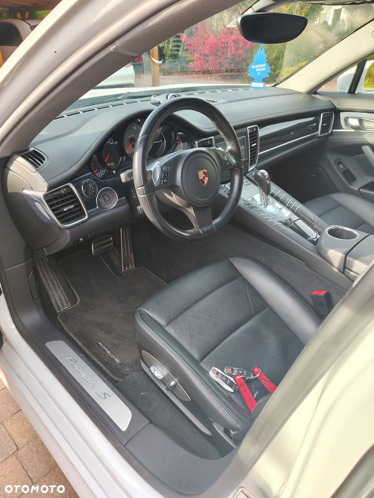Porsche Panamera 2009 photo 5