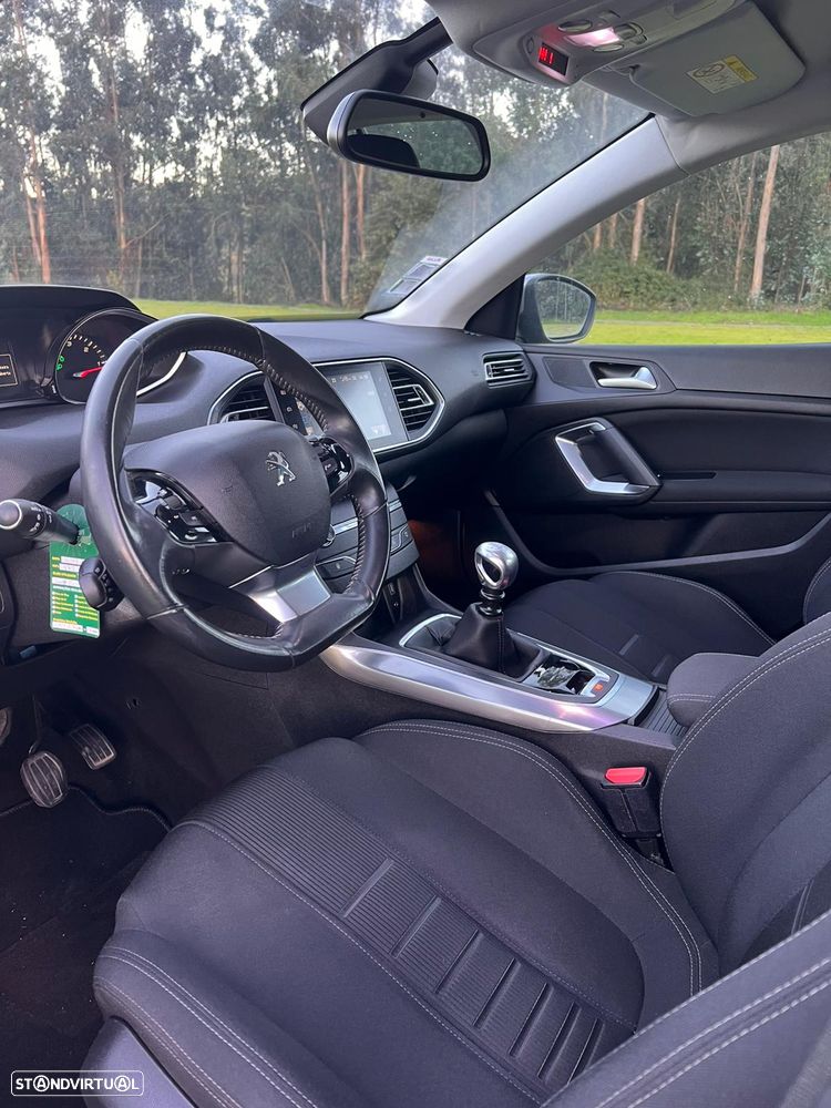 Peugeot 308 1.6 BlueHDi Allure J17 - 8