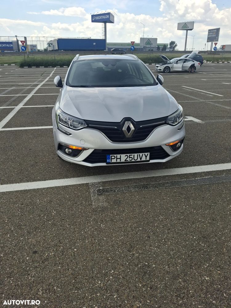RENAULT Megane