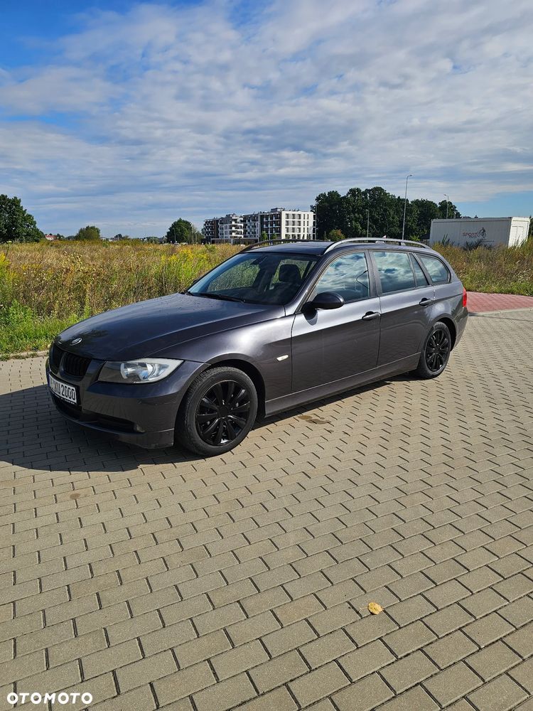 BMW Seria 3 - 1