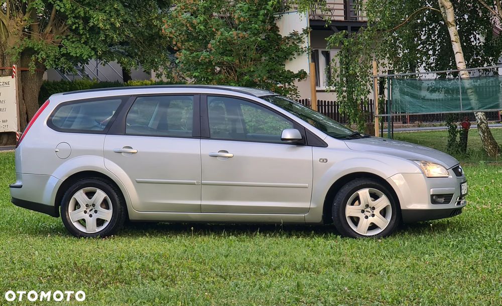 Ford Focus 1.6 16V Style - 2