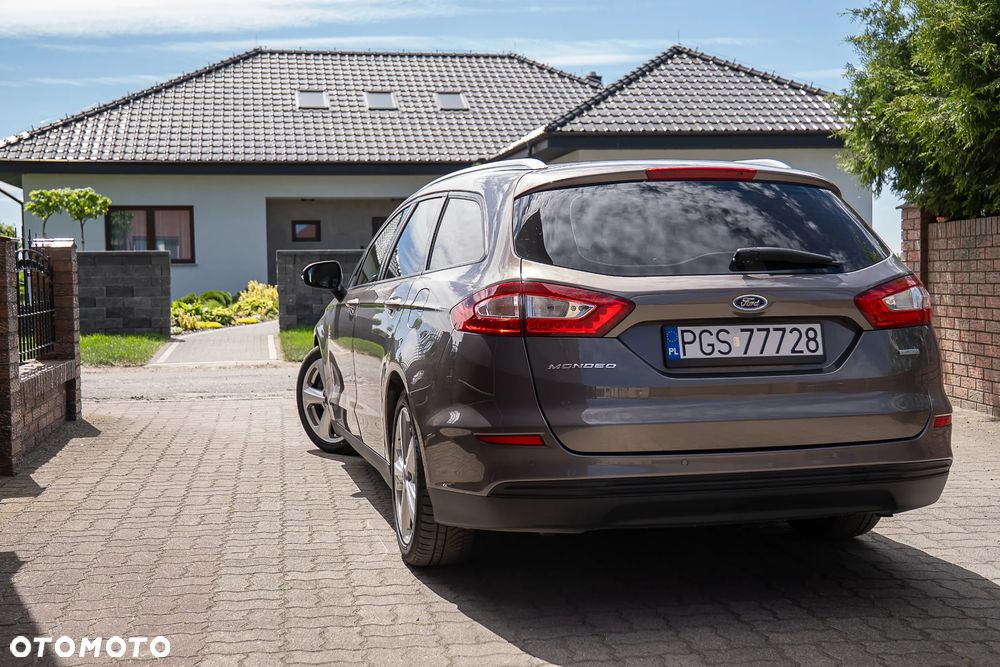 Ford Mondeo 1.5 EcoBoost Ambiente - 11