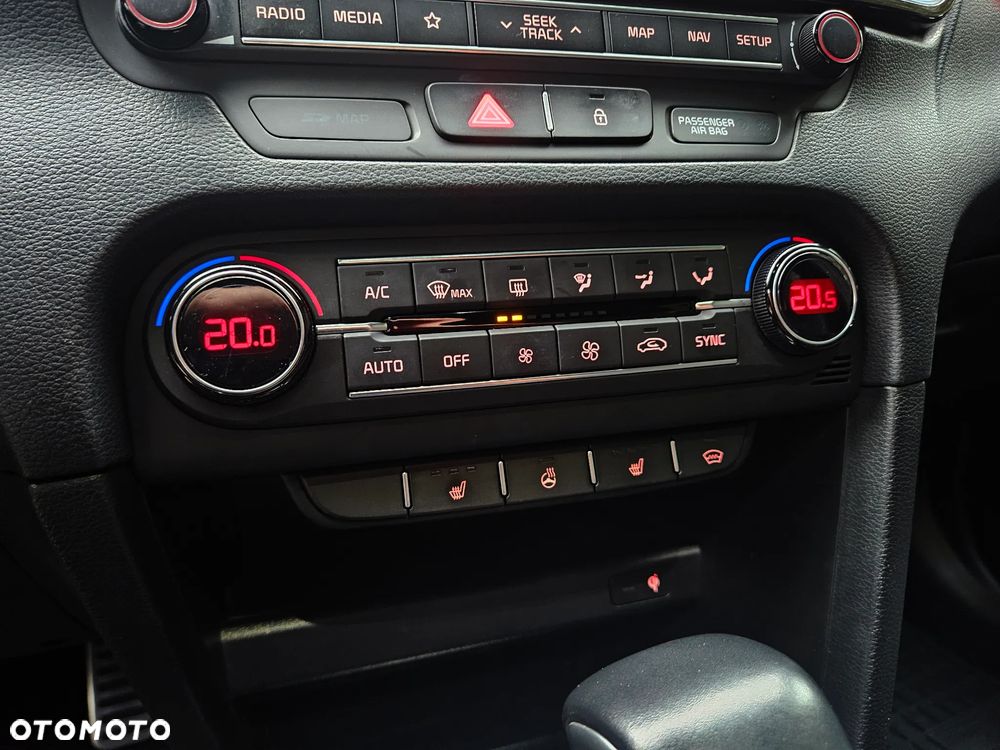 Kia ProCeed 1.6 T-GDI GT DCT - 35