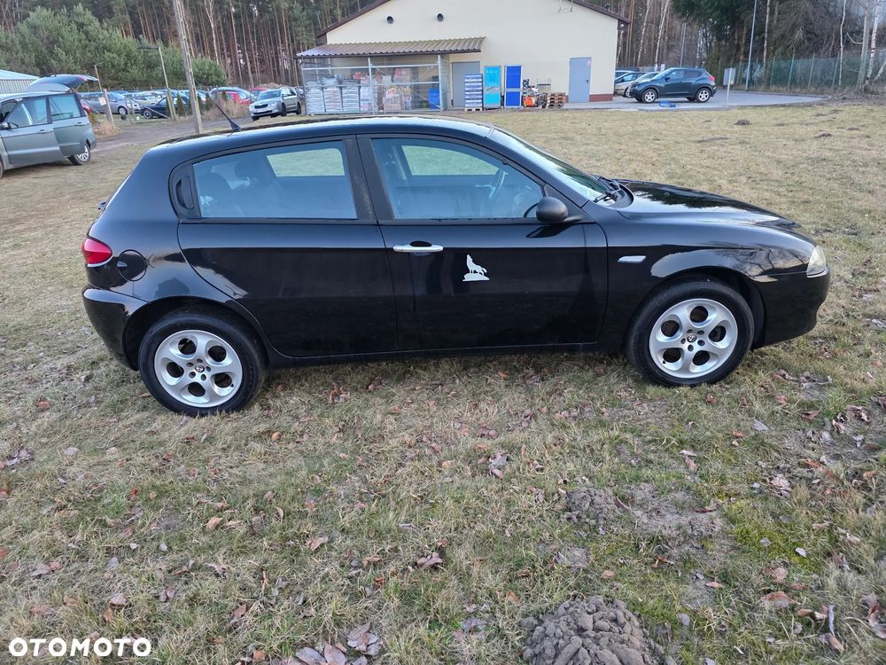 Alfa Romeo 147 1.6 ECO Black Line - 7