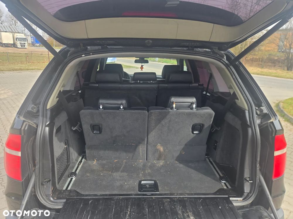 BMW X5 xDrive48i - 8
