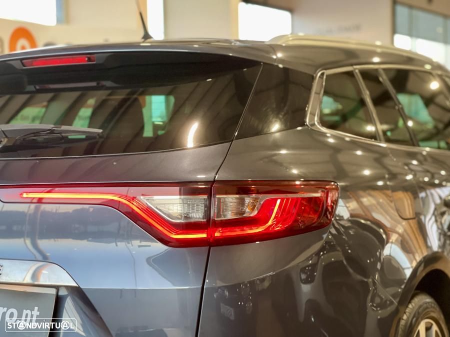 Renault Mégane Sport Tourer - 7