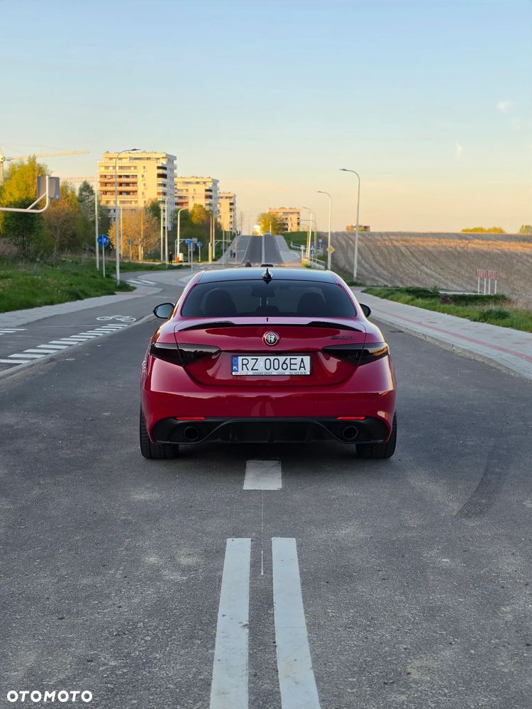 Alfa Romeo Giulia 2.0 Turbo Veloce Q4 - 6